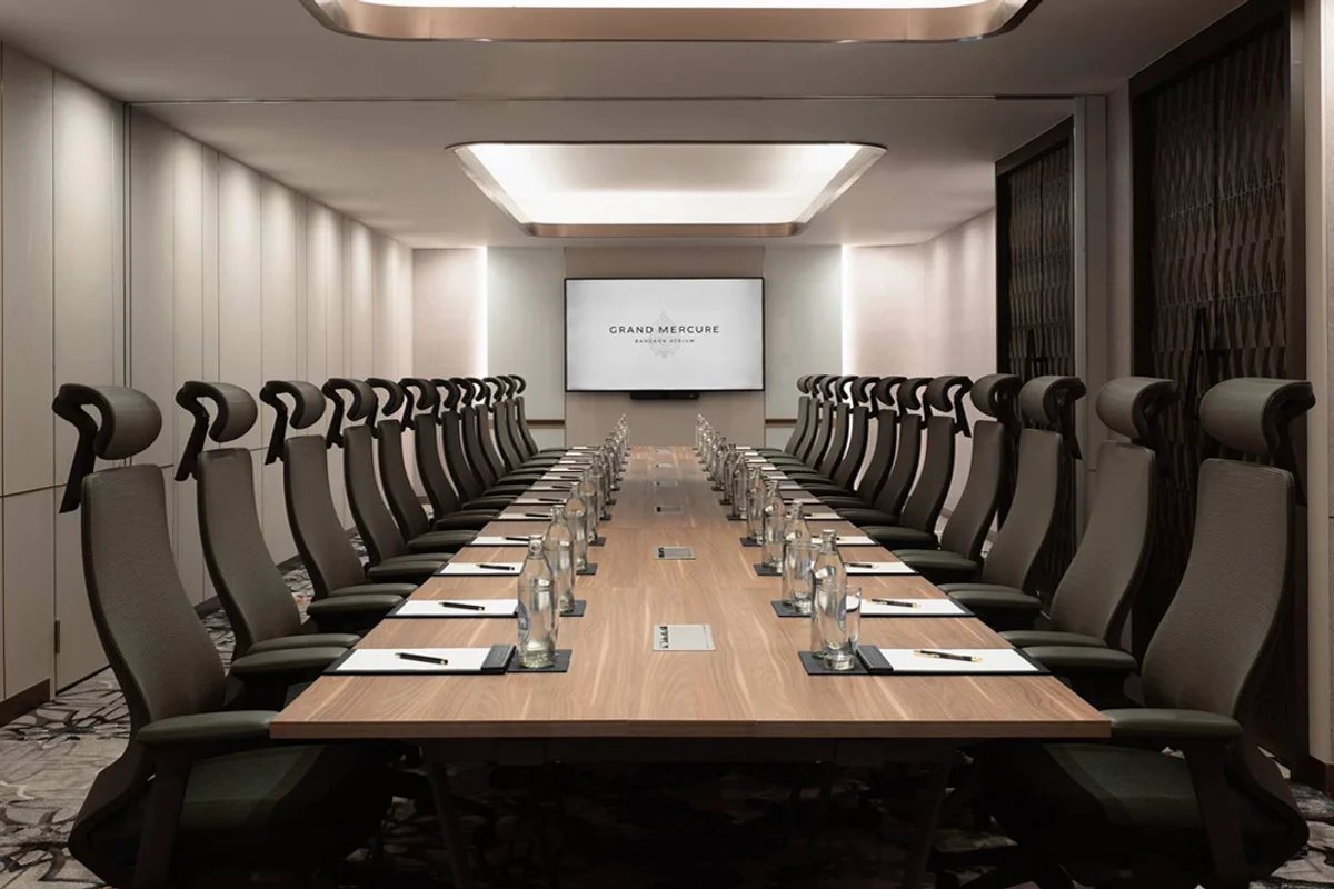 advantages of a meeting and stay package in bangkok