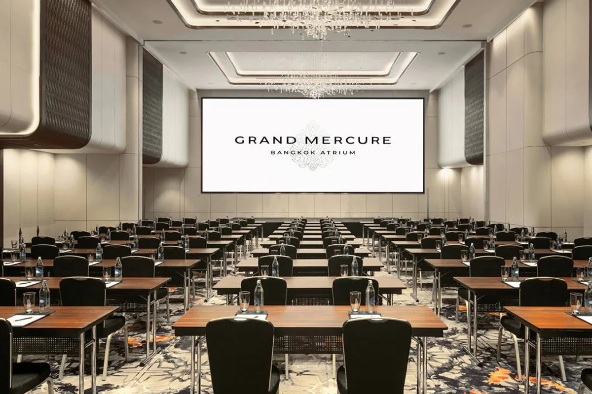 benefits of an event venue located near public transportation in bangkok 4